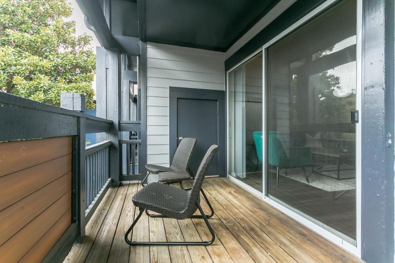Apartment Luxury 2-bedroom Townhome In North Atlanta