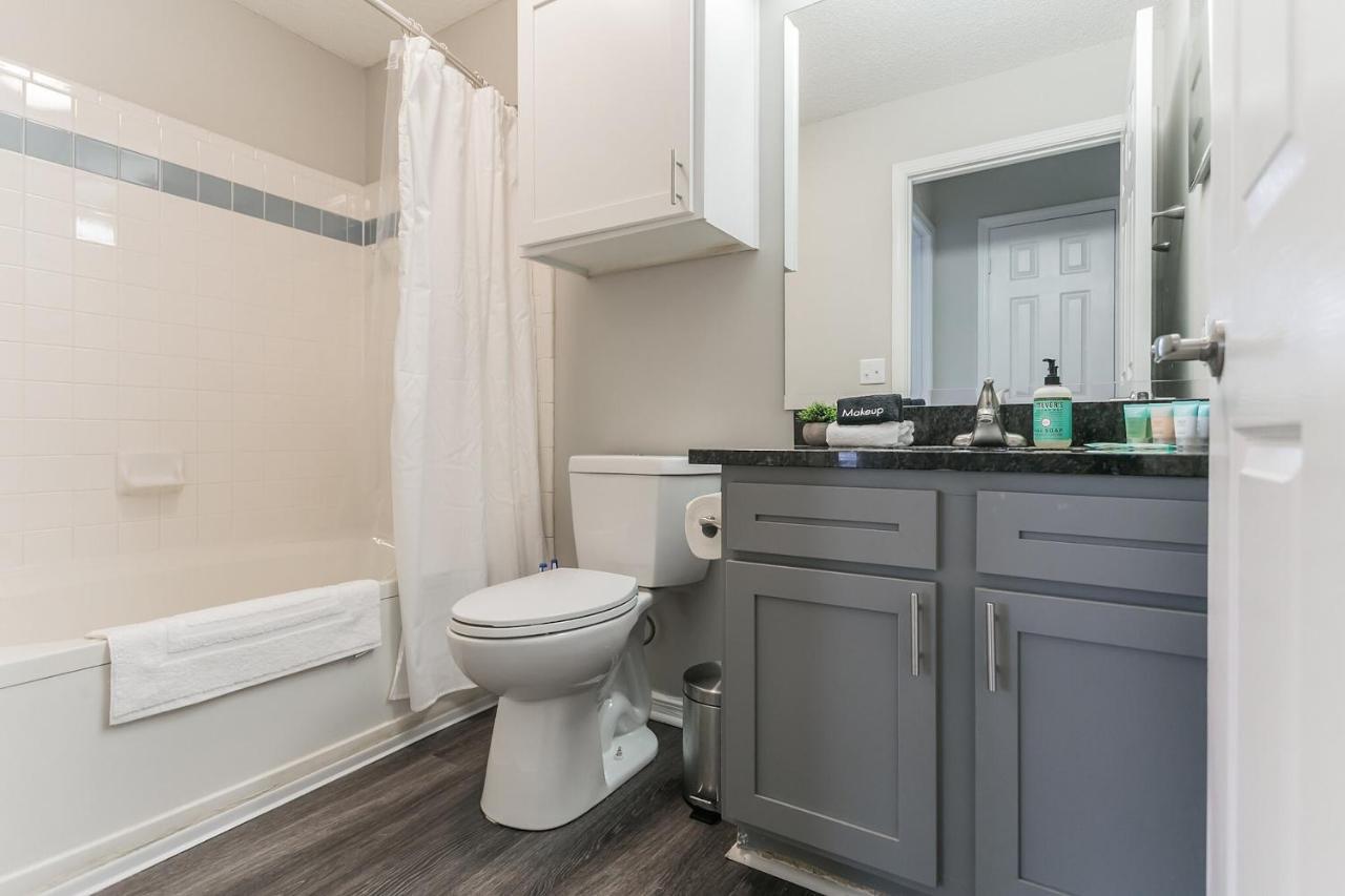 Luxury 2-bedroom Townhome In North Atlanta